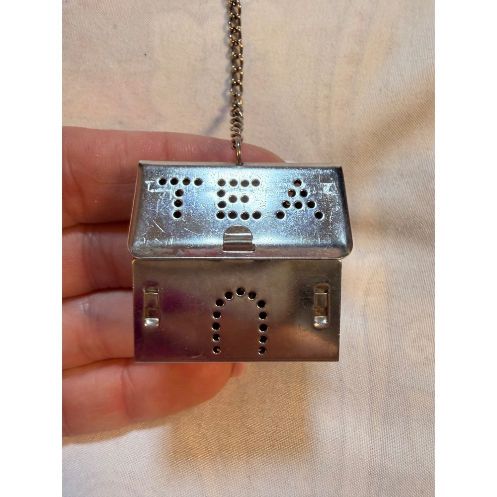 Vintage Silver House Shaped Tea Infuser Metal Cottage Steeper with Chain